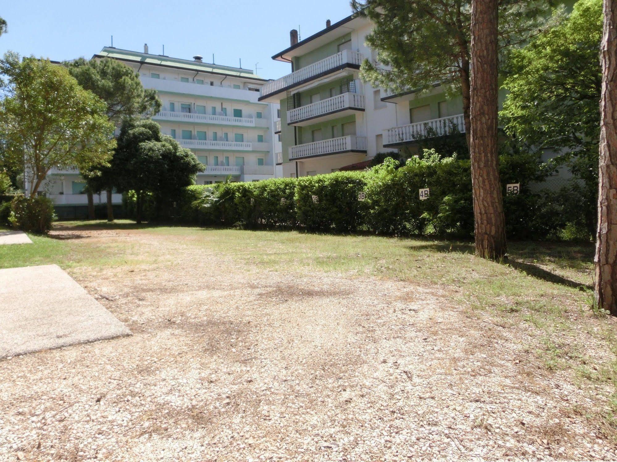 Michelangelo Beach Lignano Sabbiadoro Esterno foto