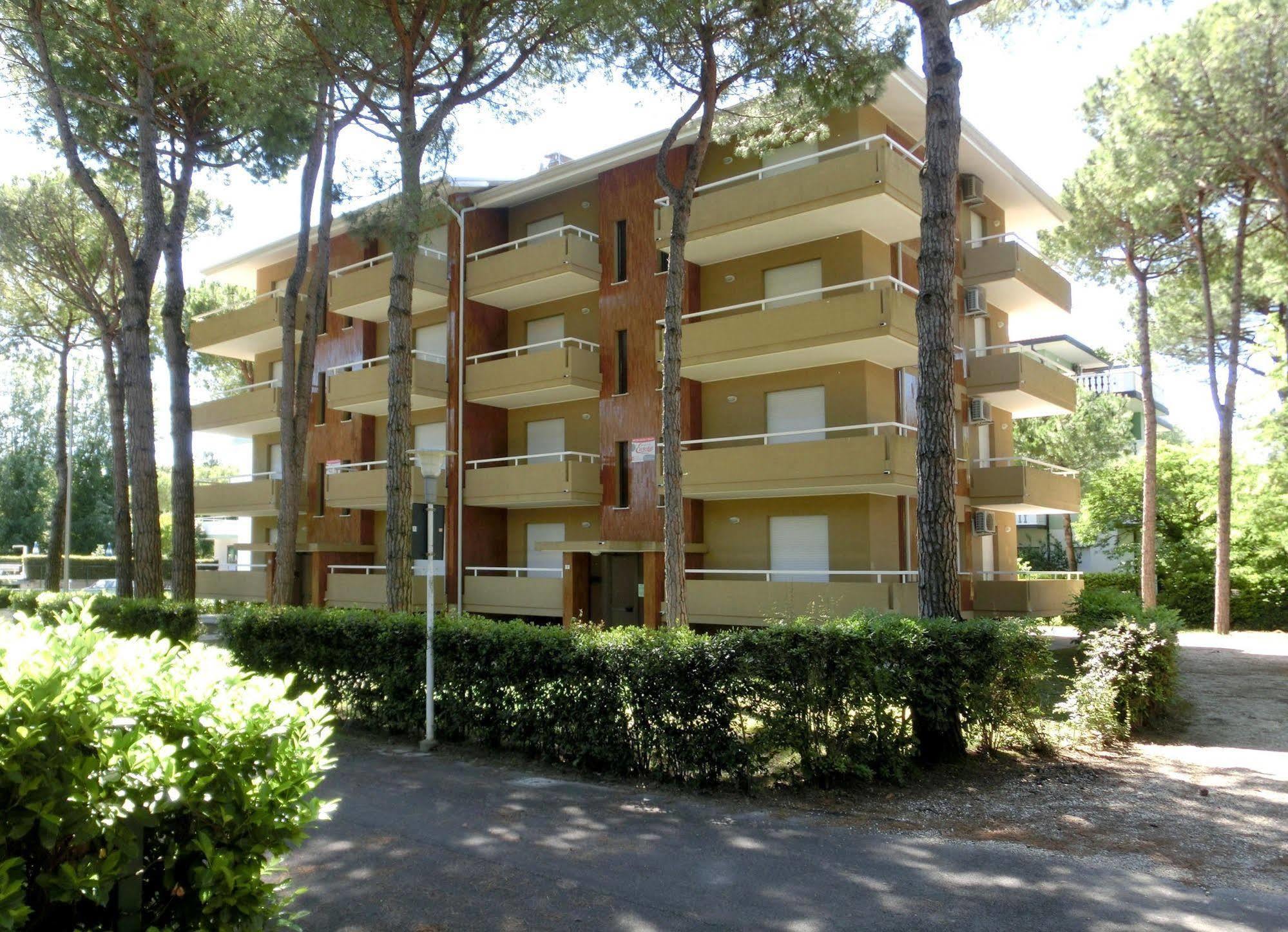 Michelangelo Beach Lignano Sabbiadoro Esterno foto